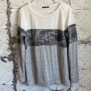 Super soft pink clover contrast army print long sleeve top